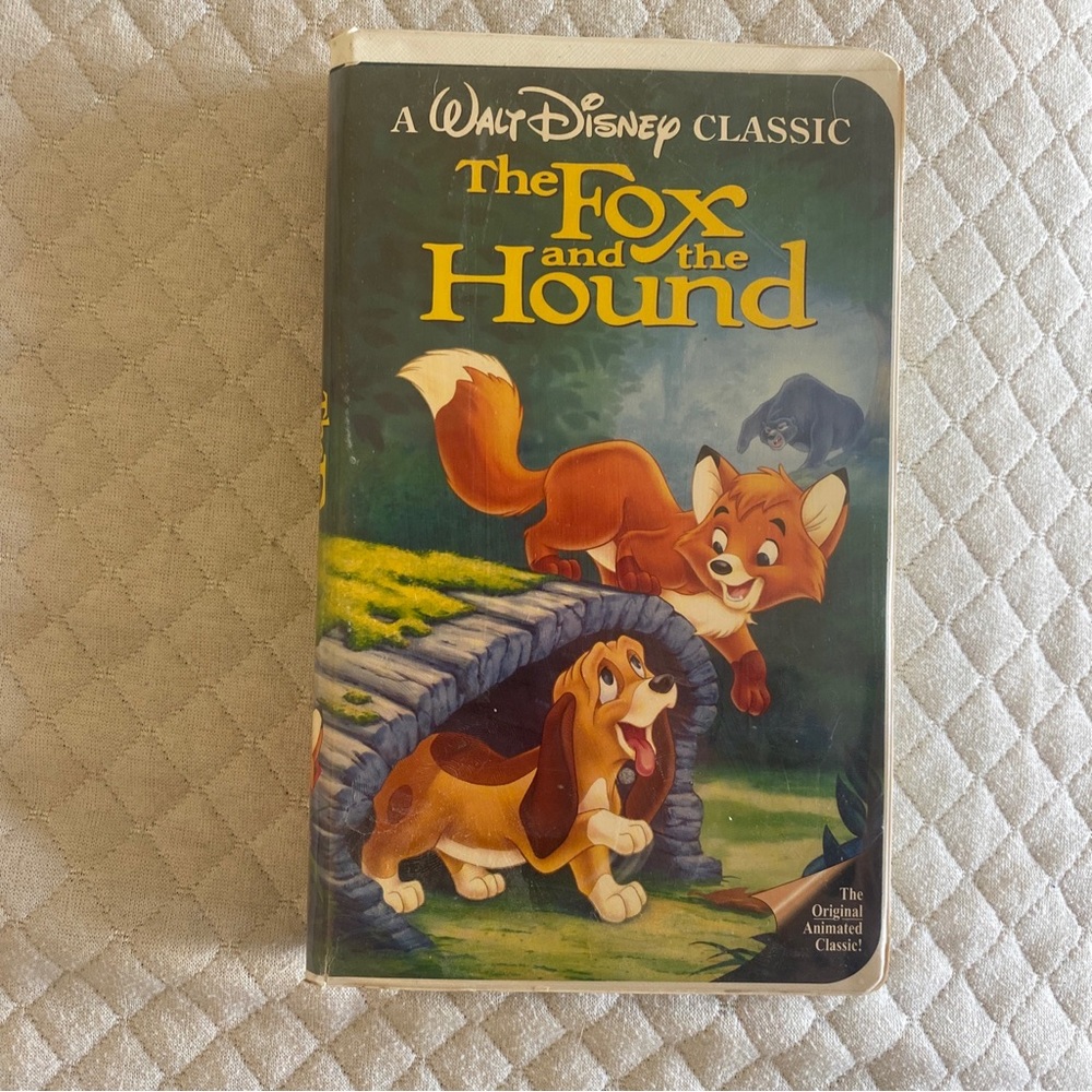 Disney VHS The Fox and the Hound Black Diamond Edition (rare)